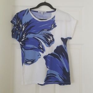 Adrienne Vittadini casual top